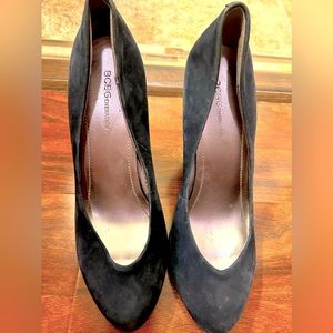 Navy blue BCBG heels | Size 8